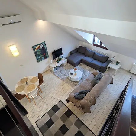 Astoria Duplex Panorama